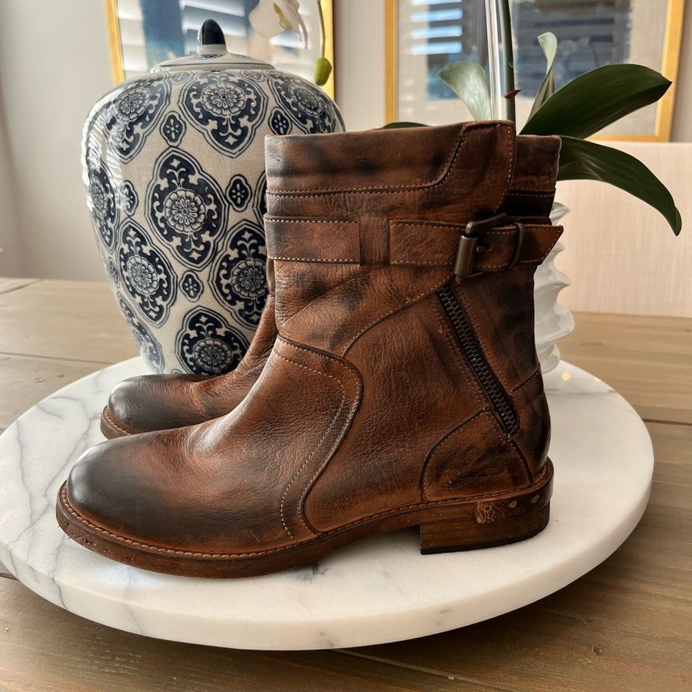 SOLD!!! Vitello handmade In Italy boots